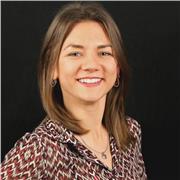 Studentessa di corso di laurea magistrale all'università di Granada, offre ripetizioni di spagnolo